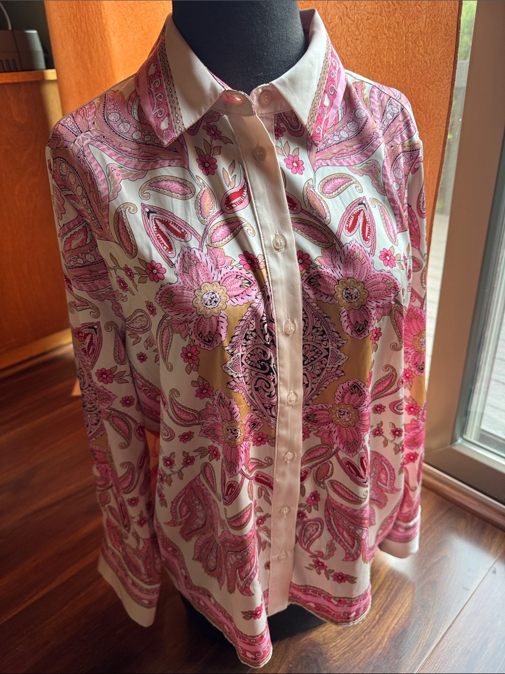 Rachel Zoe Pink and Cream Paisley Floral Button-Down Shirt Size Medium